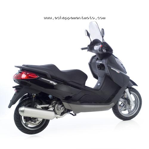 echappement moto PIAGGIO X7 250 leovince